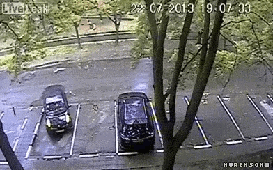 crash-parking.gif