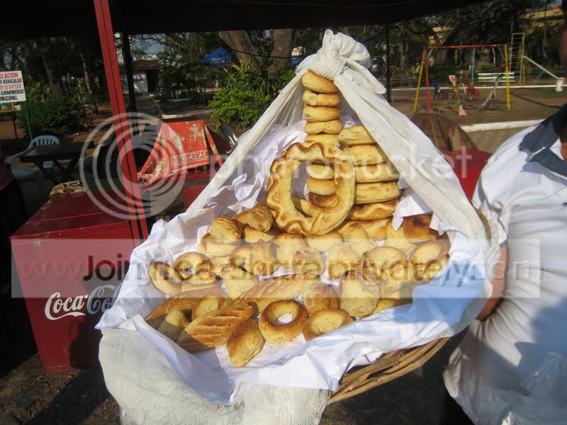 Chipa-Semana-Santa-Paraguay-795621.jpg