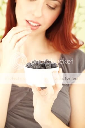 woman-eating-blueberries.jpg